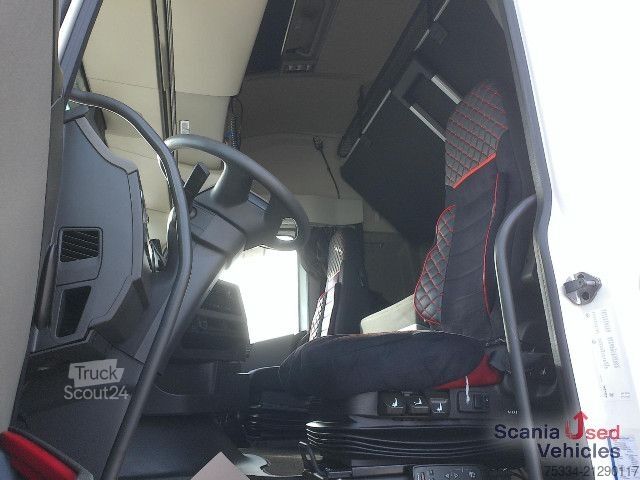 Standard tractor unit Volvo FH 13.460