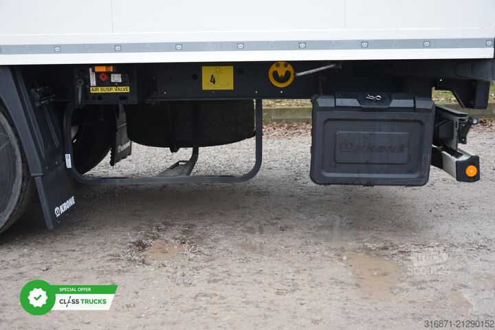 Kylmäkuljetuspuoliperävaunu KRONE SDR Cool Liner FP 60 ThermoKing SLXi 300