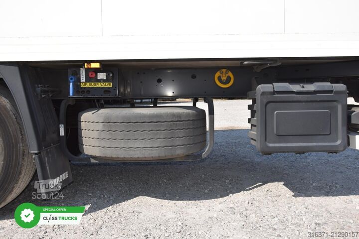 Kylmäkuljetuspuoliperävaunu KRONE SDR Cool Liner FP 60 ThermoKing SLXi 300