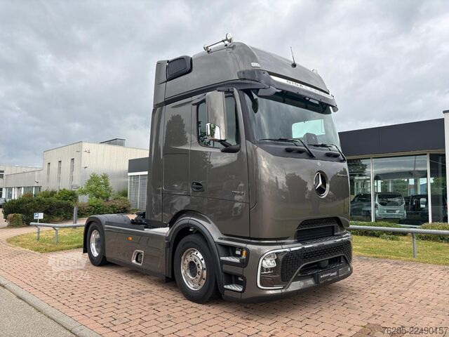 Štandardný ťahač Mercedes-Benz Actros 1853 LS 4x2 ***Top Ausstattung,***
