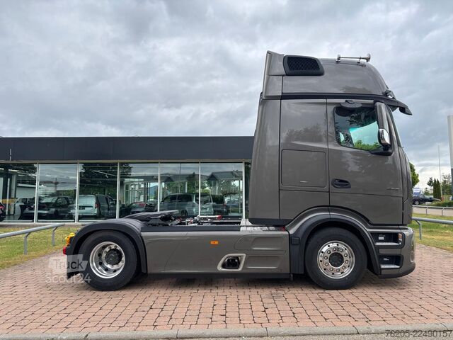 Štandardný ťahač Mercedes-Benz Actros 1853 LS 4x2 ***Top Ausstattung,***