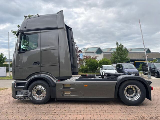 Štandardný ťahač Mercedes-Benz Actros 1853 LS 4x2 ***Top Ausstattung,***