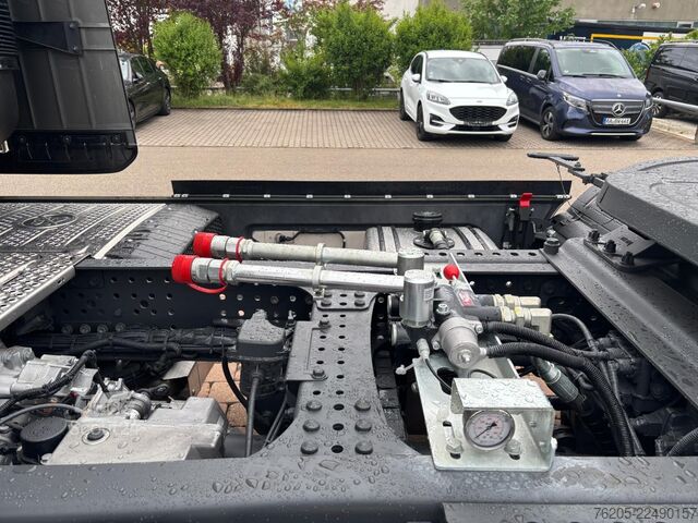 Štandardný ťahač Mercedes-Benz Actros 1853 LS 4x2 ***Top Ausstattung,***