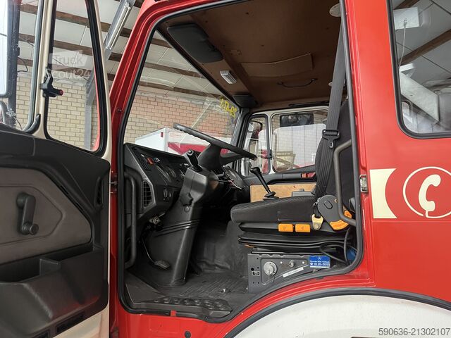 Camião de bombeiros Mercedes-Benz 1222 F, 4x2, Doka, LF16 Feuerwehrfahrzeu