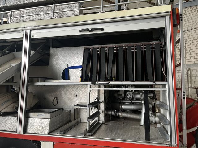 Camião de bombeiros Mercedes-Benz 1222 F, 4x2, Doka, LF16 Feuerwehrfahrzeu