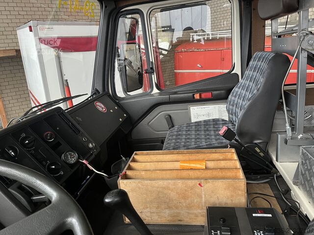 Camião de bombeiros Mercedes-Benz 1222 F, 4x2, Doka, LF16 Feuerwehrfahrzeu