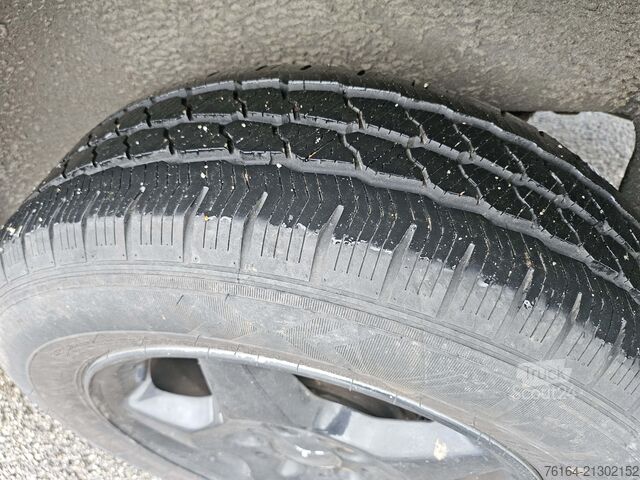 Minibus Mercedes-Benz Vito 111 CDI L 4x4 Allrad Bus Kombi