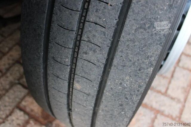 Chladírenská/mrazírenská přeprava DAF LF 250 + CARRIER XARIOS 500 + 16T EURO 6 + PERF...
