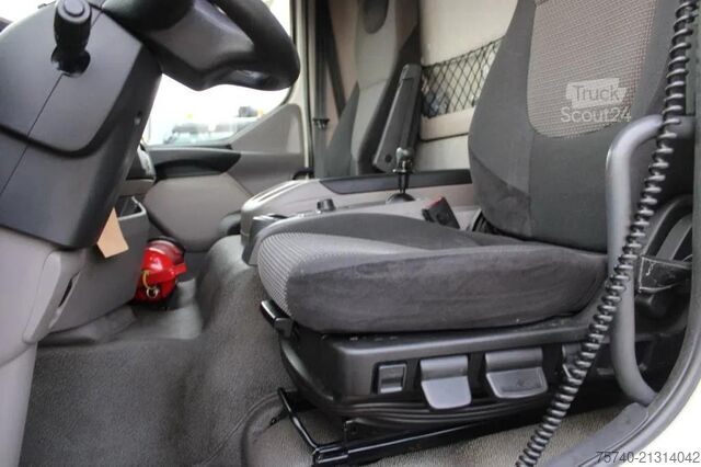 Chladírenská/mrazírenská přeprava DAF LF 250 + CARRIER XARIOS 500 + 16T EURO 6 + PERF...