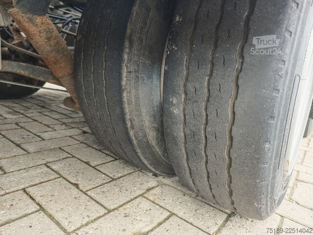 Automašīnu pārvadātājs furgons DAF XF 480 6x2 + FVG FS 4 Pieces!