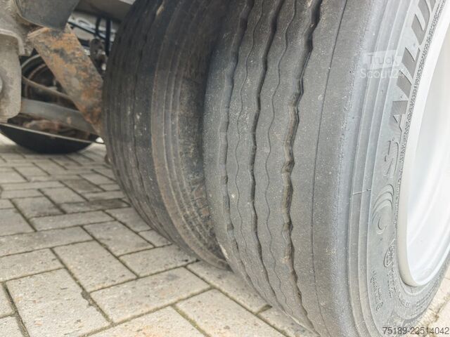 Automašīnu pārvadātājs furgons DAF XF 480 6x2 + FVG FS 4 Pieces!