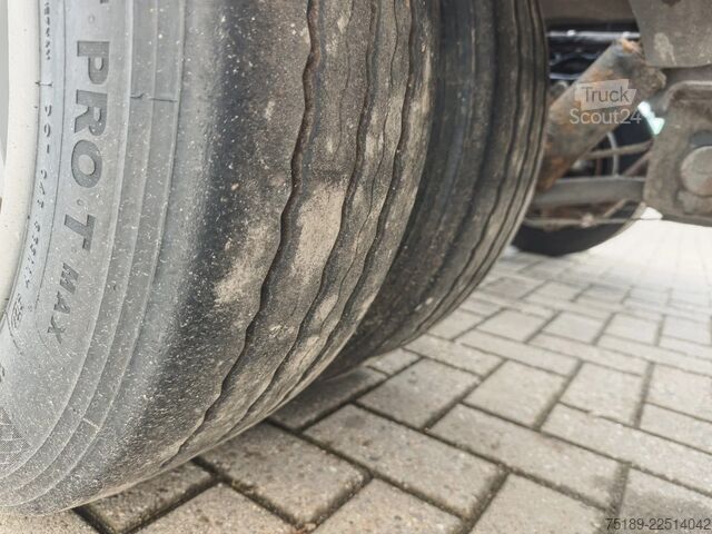Automašīnu pārvadātājs furgons DAF XF 480 6x2 + FVG FS 4 Pieces!