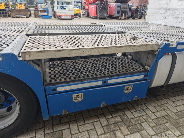 Automašīnu pārvadātājs furgons DAF XF 480 6x2 + FVG FS 4 Pieces!