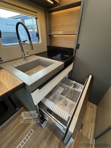 Integrirani avtodom NIESMANN+BISCHOFF iSmove 6.9 E, HydrStützen,Gastank,Festtank,SAT