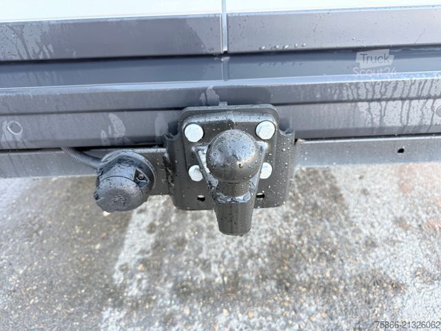 Furgoneta de caja alta MAN 3.180 TGE 4x4 Neuwagen L3H3 AHK 3,5to