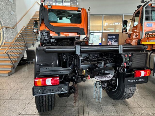 Autocamion cu destinație specială Mercedes-Benz Unimog U 423
