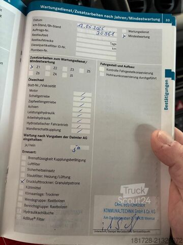 Autocamion cu destinație specială Mercedes-Benz Unimog U 423