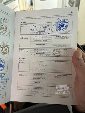 Autocamion cu destinație specială Mercedes-Benz Unimog U 423