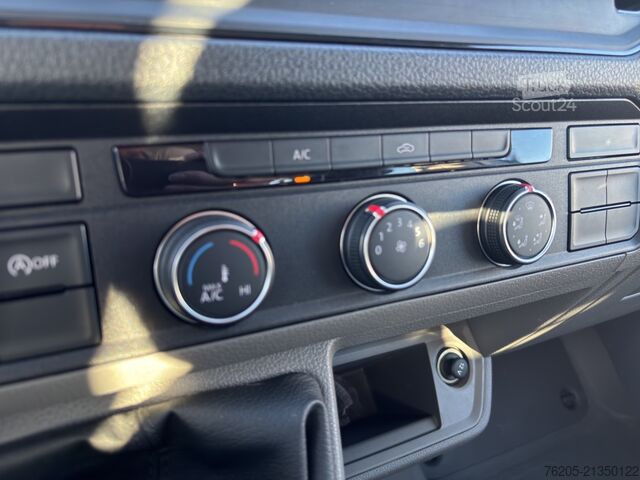 Pick-up furgons VW Crafter 35 DOKA Pr. mittellang  3,0 T AHK