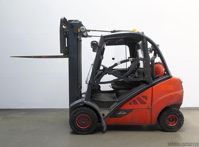 Gaffeltruck Linde H 30 T EVO 393-02