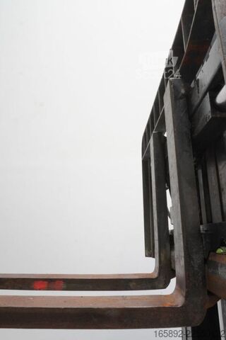 Gaffeltruck Linde H 30 T EVO 393-02