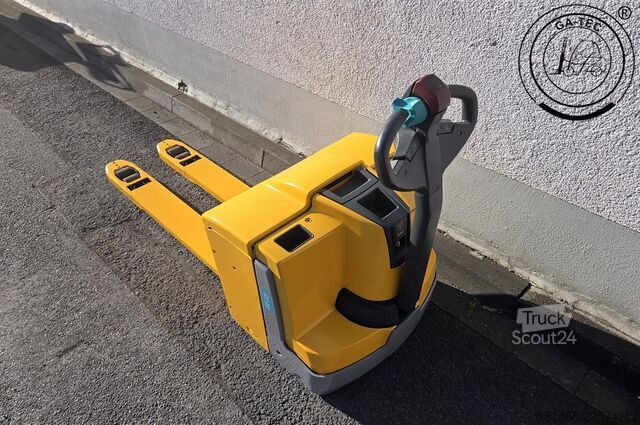 Električni paletni viličar Jungheinrich EJE225