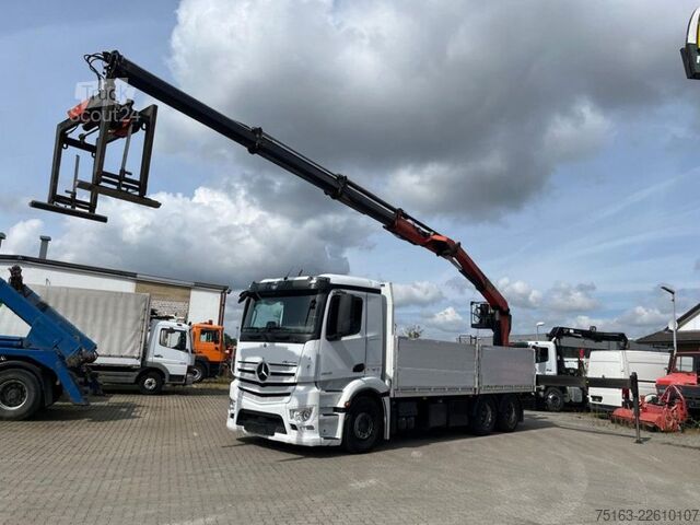 Düz kasa kamyon MERCEDES-BENZ Antos 2648 6x4 Pritsche Heckkran Palf. PK 23.001