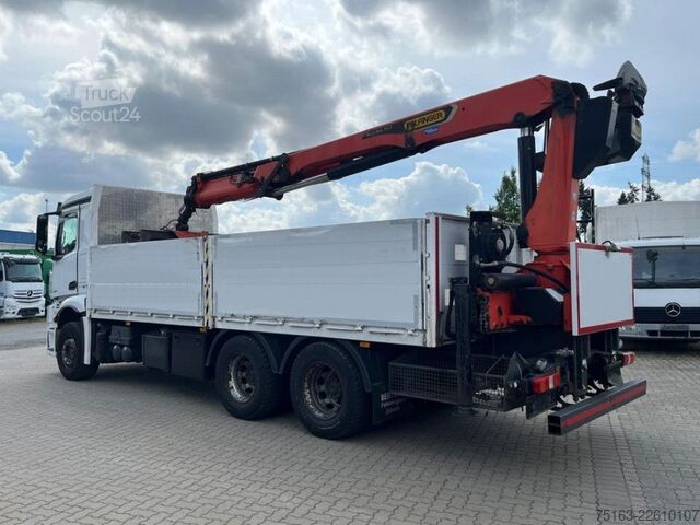 Düz kasa kamyon MERCEDES-BENZ Antos 2648 6x4 Pritsche Heckkran Palf. PK 23.001
