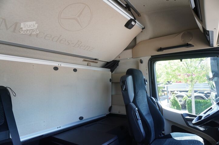 Camioane frigorifice Mercedes-Benz Actros 2542 / GIGA cabin / Thermoking