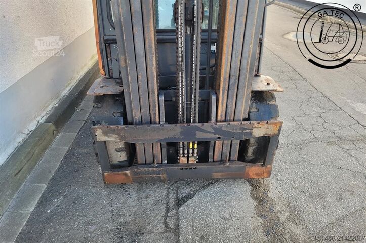 Diesel forklift Doosan D35C-5