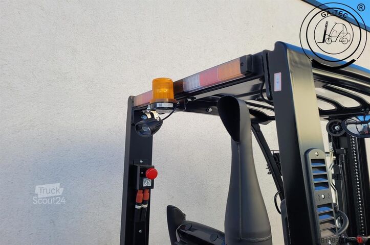 Дизельный вилочный погрузчик Hangcha CPCD25-XH7F