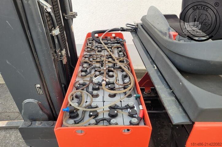 Reach truck Linde R12B