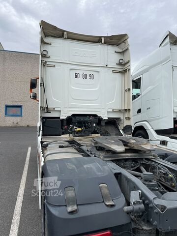 وحدة جرار قياسية DAF NGD 480
