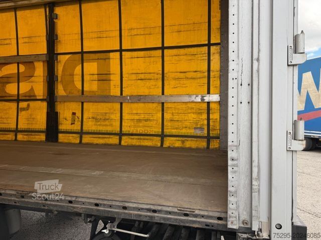 Semi-remorque bâchée KÖGEL 3Achs Standard Curtainsider MichelinRemix 6xneu