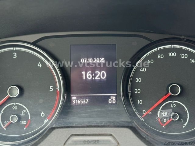 Kleinbus VOLKSWAGEN T6.1 Transporter Kombi lang 8 Sitzer Klima