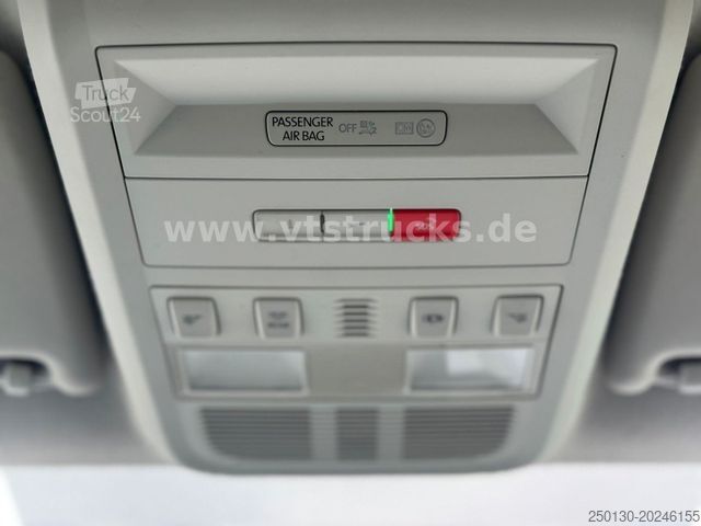 Kleinbus VOLKSWAGEN T6.1 Transporter Kombi lang 8 Sitzer Klima