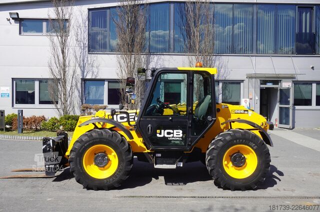 Telecarregador JCB 526-56 AGRI Plus / 5.6 m / joystick