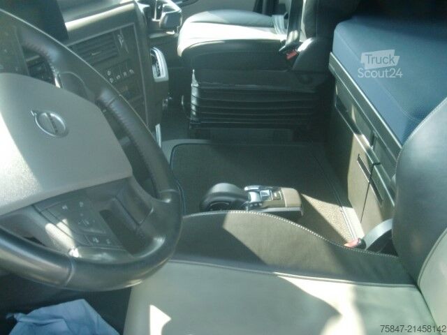 Standaard trekker Volvo FH 500