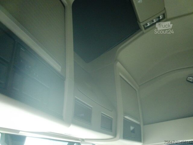 Standaard trekker Volvo FH 500