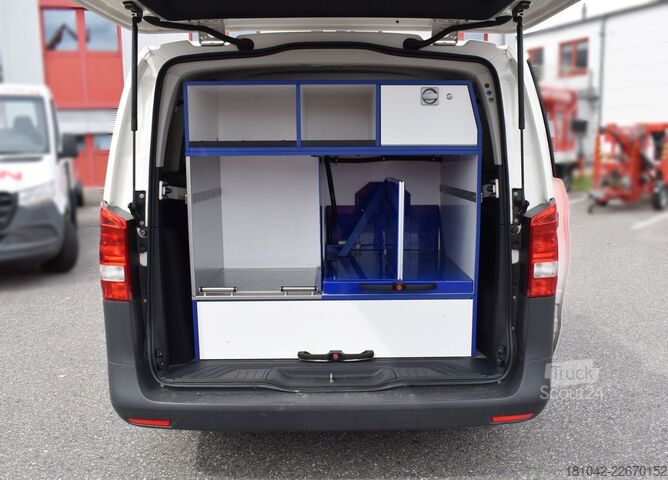 Ugunsdzēsēju automašīna MERCEDES-BENZ Vito 4x4 NEF - Notarzteinsatzfahrzeug