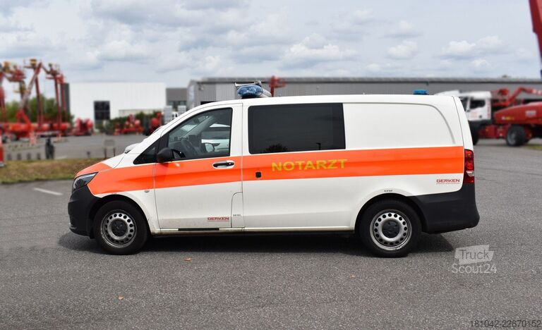 Ugunsdzēsēju automašīna MERCEDES-BENZ Vito 4x4 NEF - Notarzteinsatzfahrzeug