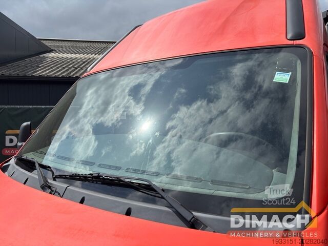 Bestelbus Iveco Daily 35C L2H2 85kW Dubbellucht, double air tyres