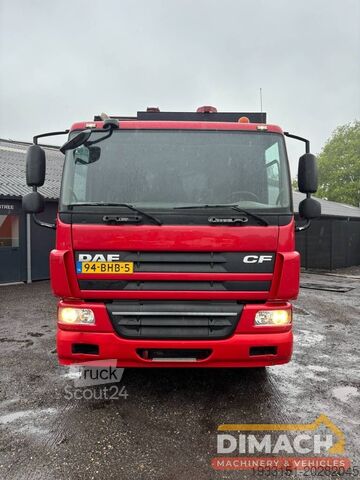 Camion d'enlèvement des ordures ménagères DAF FAG CF75.310 6x2 - VDK Geesink, 2 compartimente...