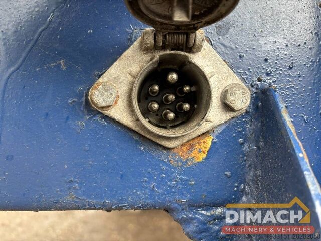 Surbaissé Broshuis Lowloader tieflader 3 assen leaf spring, laadklep