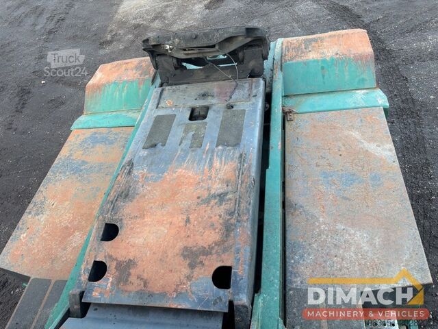 Standaard trekker Sisu Terminal Volvo 6 cilinder Penta engine, TOP! Lo...