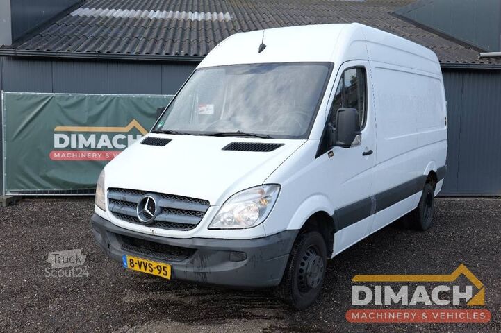 Varebil Mercedes-Benz Sprinter 513 L2H2, automatic