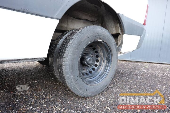 Varebil Mercedes-Benz Sprinter 513 L2H2, automatic