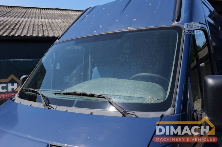 Bestelbus Iveco Daily 35C L2H2 luchtgeremd