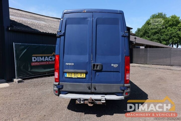 Bestelbus Iveco Daily 35C L2H2 luchtgeremd
