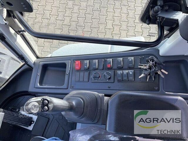Φορτωτής αυλής Claas TORION 644 SINUS